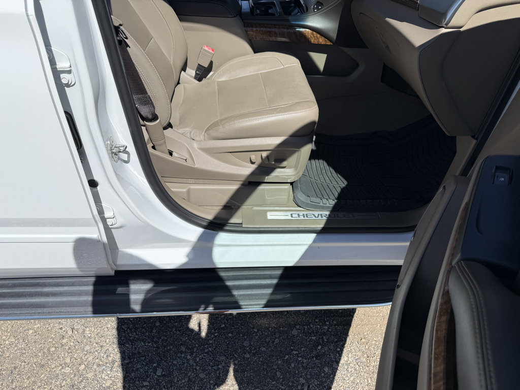 Used 2020 Chevrolet Tahoe Premier AWD/4WD image 40