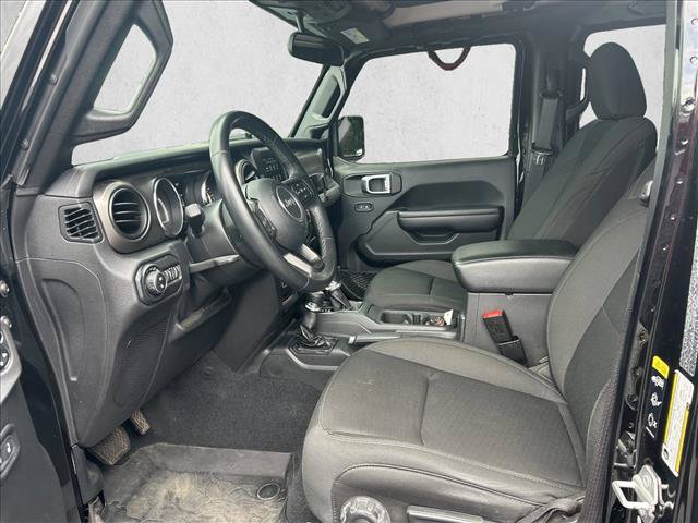 Used 2021 Jeep Gladiator Sport AWD/4WD image 12