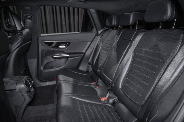 New 2026 Mercedes-Benz GLC 300 image 12