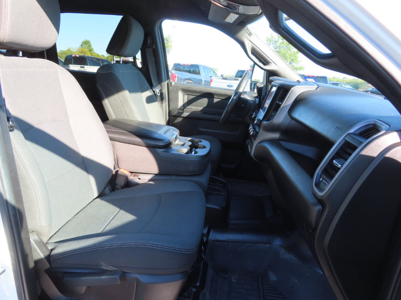 Used 2024 RAM 2500 Tradesman w/ Chrome Appearance Group image 36