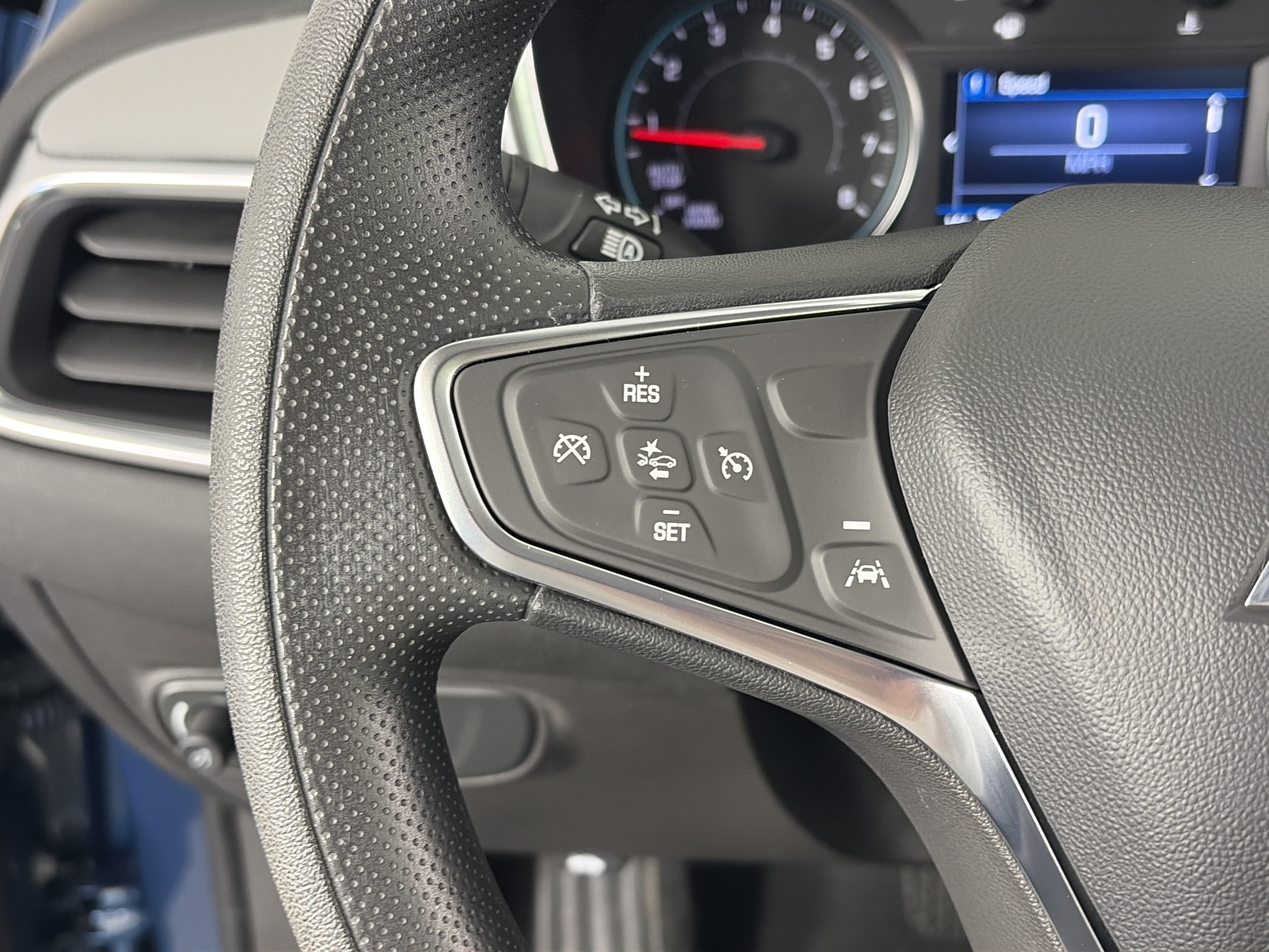 Used 2024 Chevrolet Equinox LS w/ LS Convenience Package FWD image 26