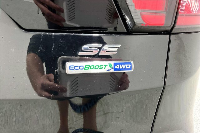 Used 2018 Ford Escape SE AWD/4WD image 30