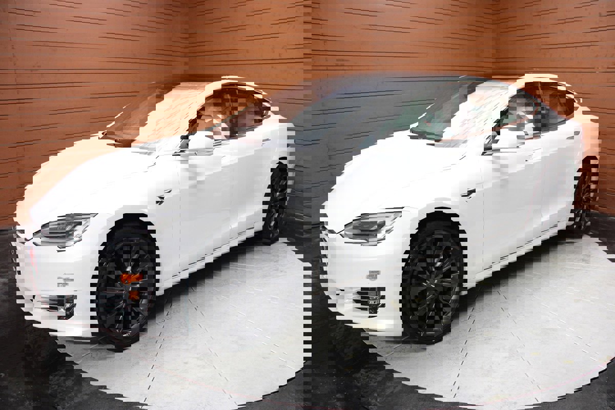 Used 2020 Tesla Model S AWD image 5