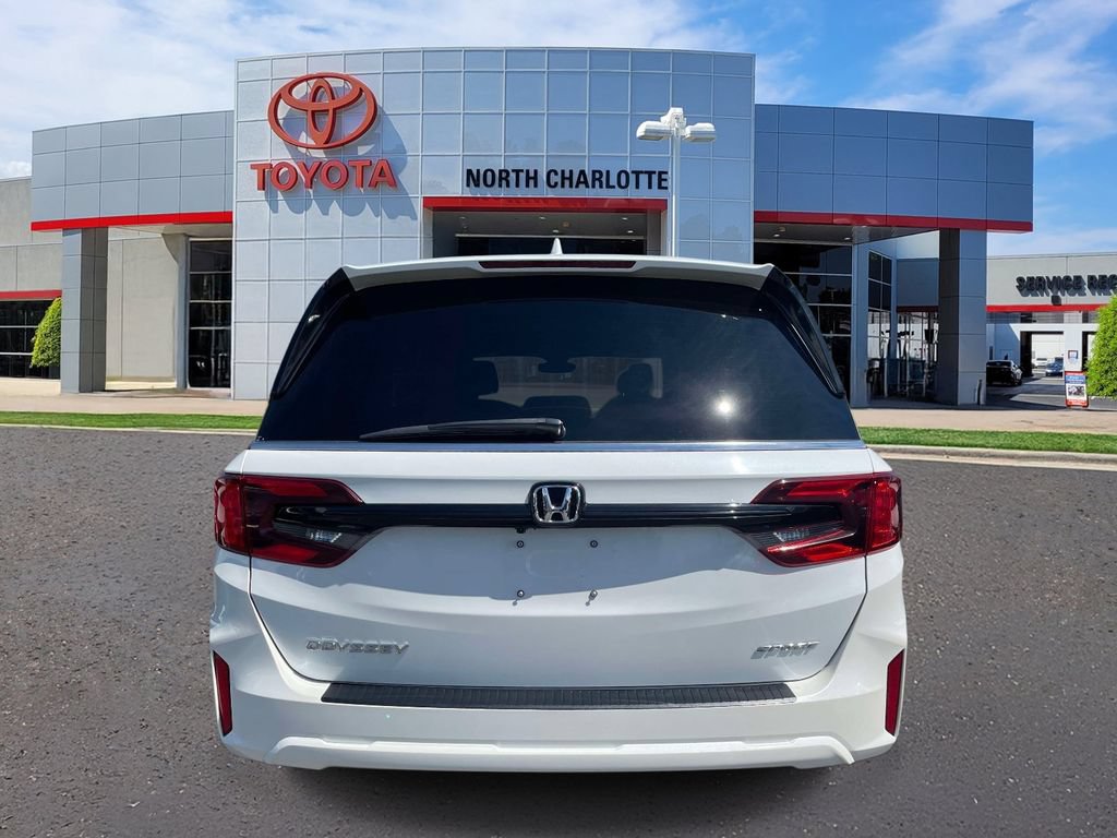 Used 2025 Honda Odyssey Sport-L image 5