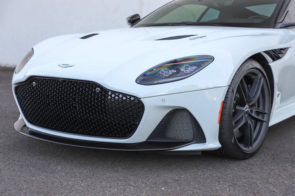 Used 2019 Aston Martin DBS Superleggera RWD image 7