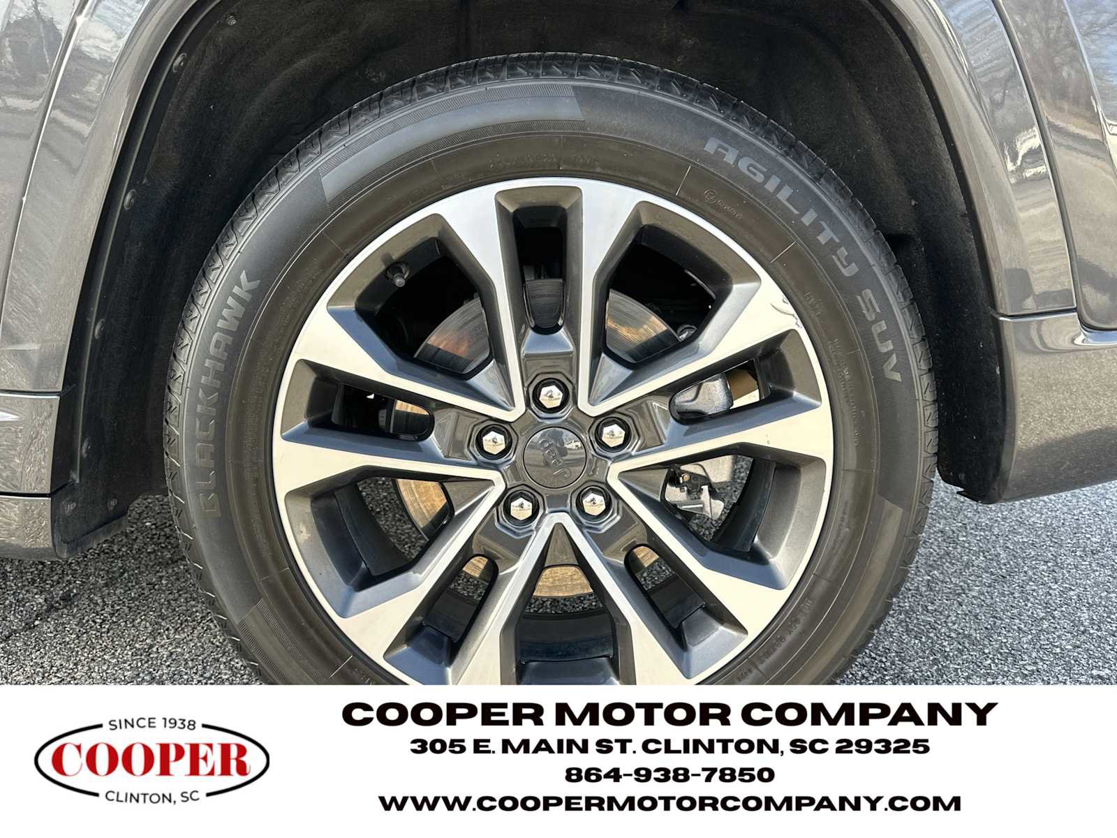 Used 2022 Jeep Grand Cherokee Overland w/ Advanced Protech Group III image 20