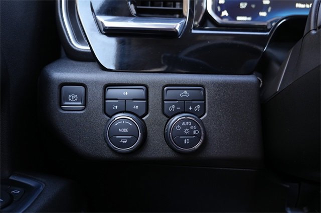Used 2024 Chevrolet Silverado 2500 LT image 21