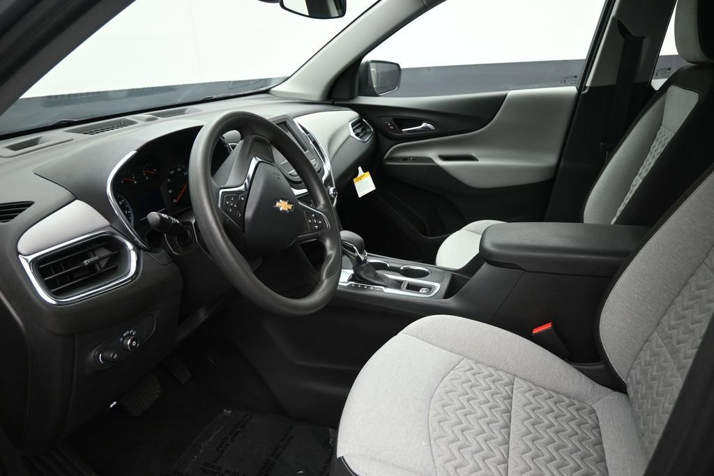 Used 2024 Chevrolet Equinox LS FWD image 11