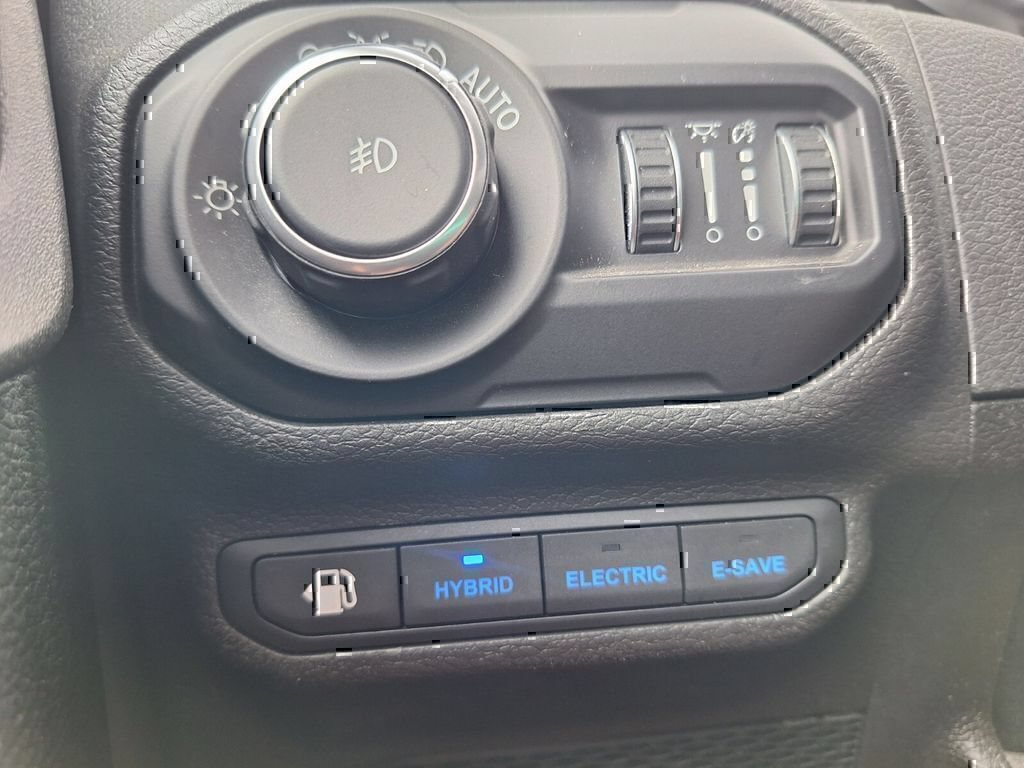 Used 2021 Jeep Wrangler Unlimited Sahara w/ Safety Group AWD/4WD image 12
