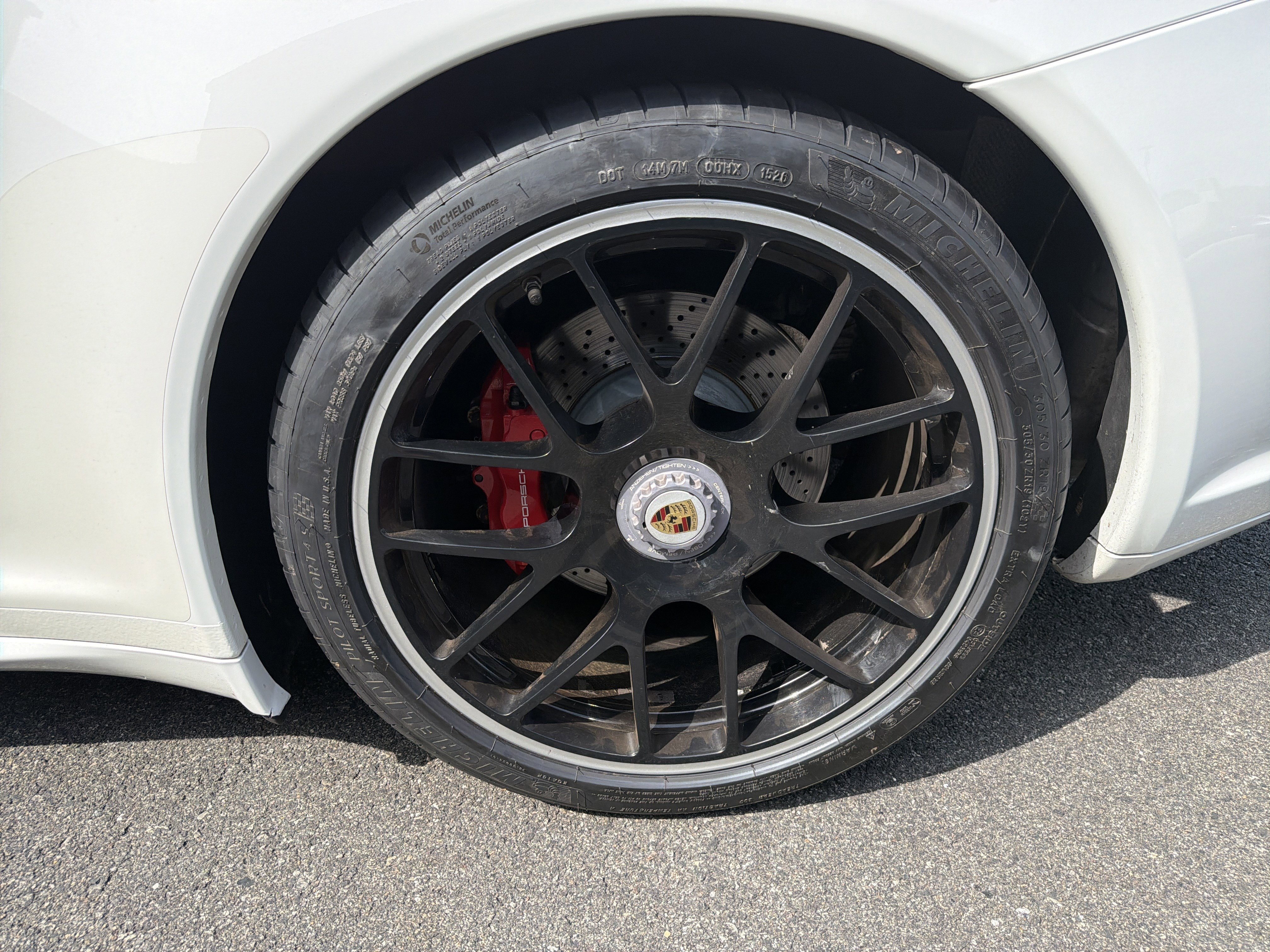 Used 2011 Porsche 911 Carrera GTS RWD image 27