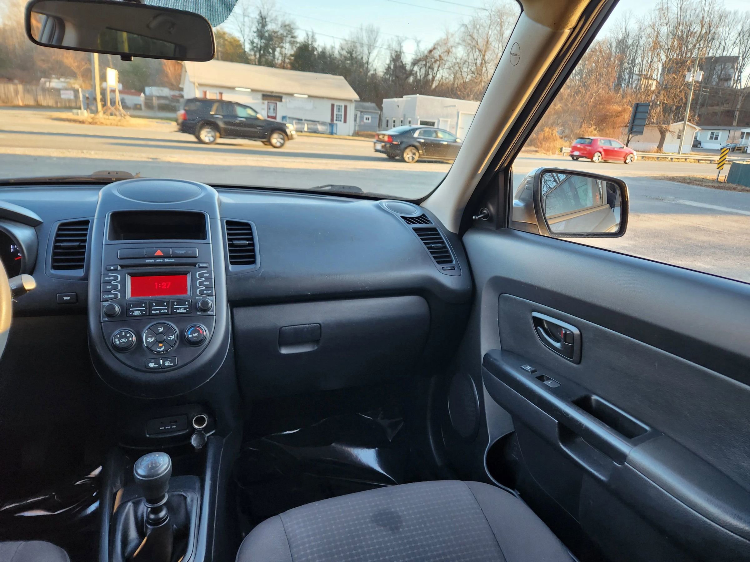 Used 2013 Kia Soul image 27