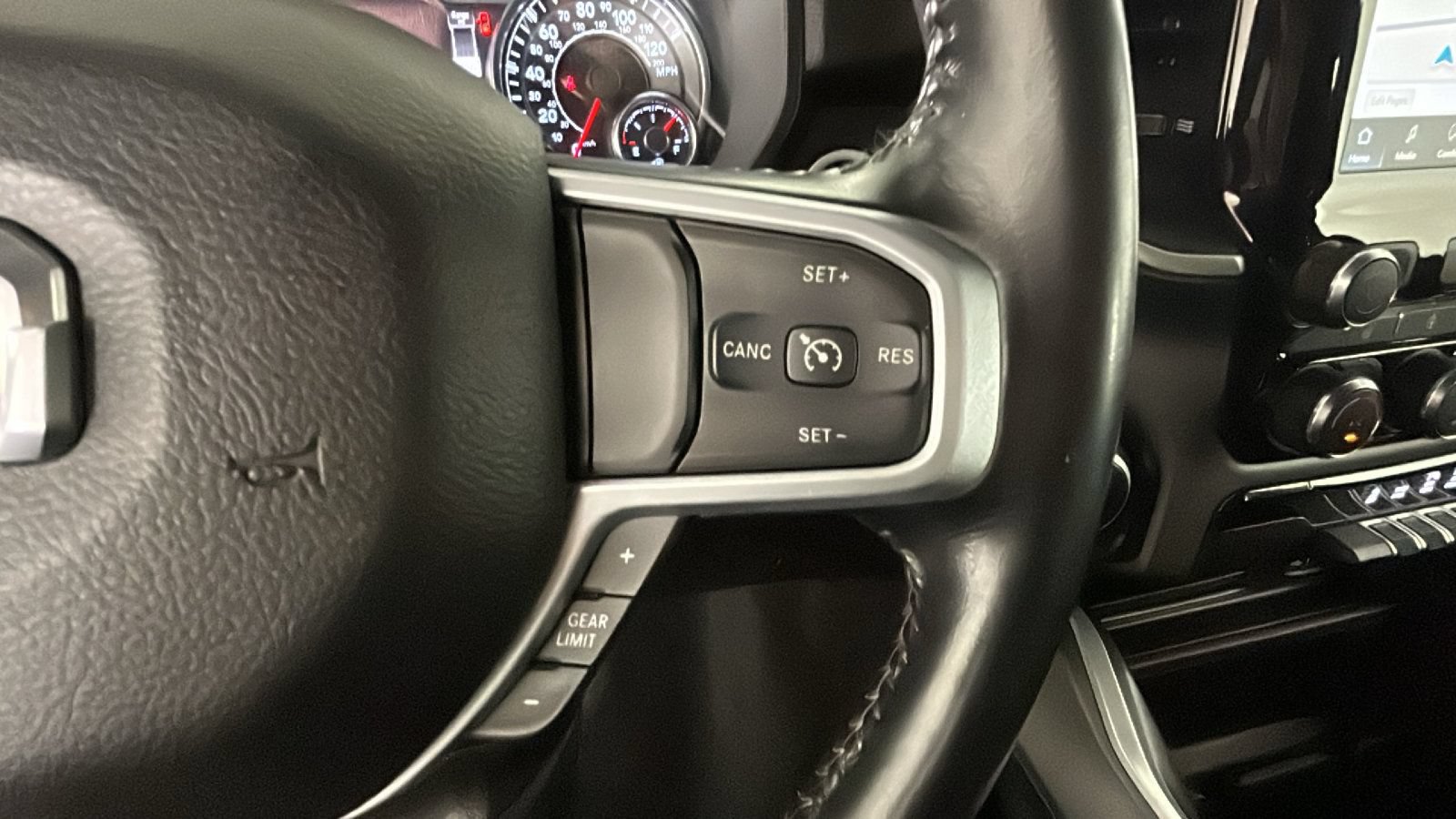 Used 2022 RAM 1500 Big Horn AWD/4WD image 20