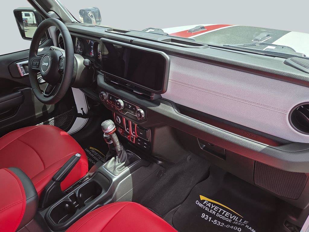 Used 2024 Jeep Wrangler Sport AWD/4WD image 31
