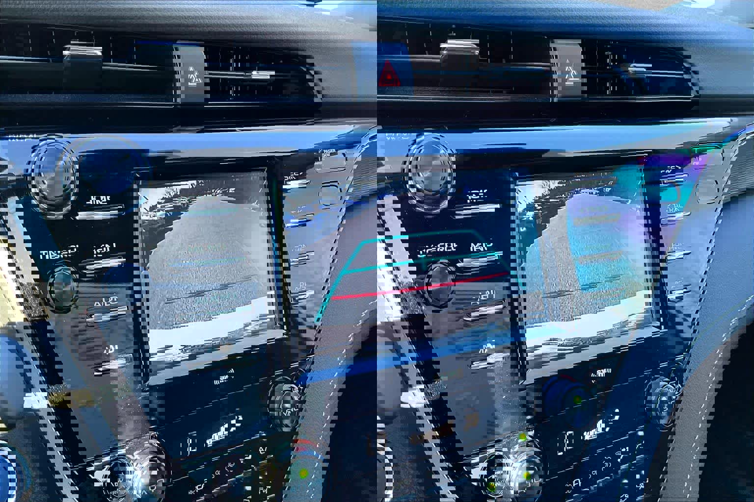 Used 2020 Toyota Camry SE image 30