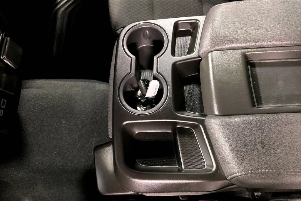 Used 2026 Chevrolet Silverado 1500 Custom RWD image 17