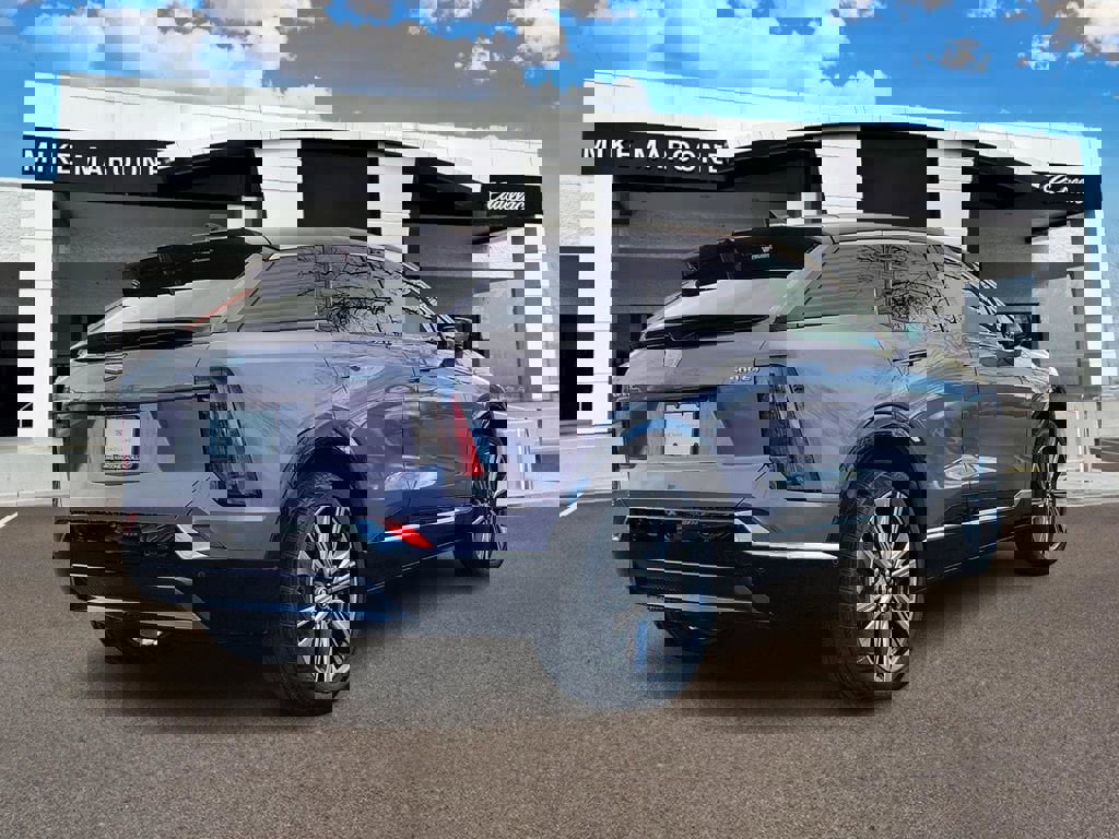 New 2026 Cadillac Optiq Luxury 2 video 2