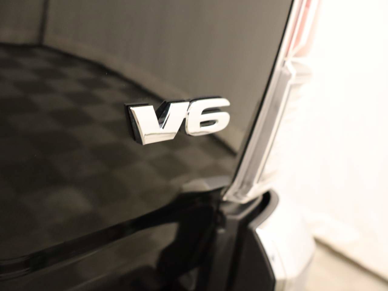 Used 2022 Toyota Tacoma TRD Off-Road image 19