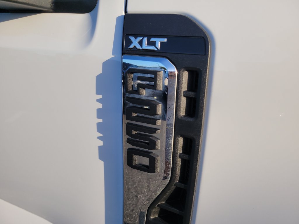 Used 2024 Ford F250 XLT AWD/4WD image 7