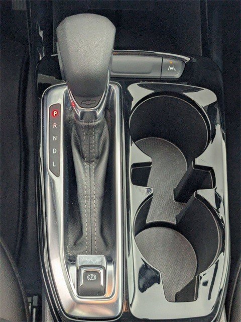 Certified 2025 Chevrolet Trax LT w/ LT Convenience Package image 24