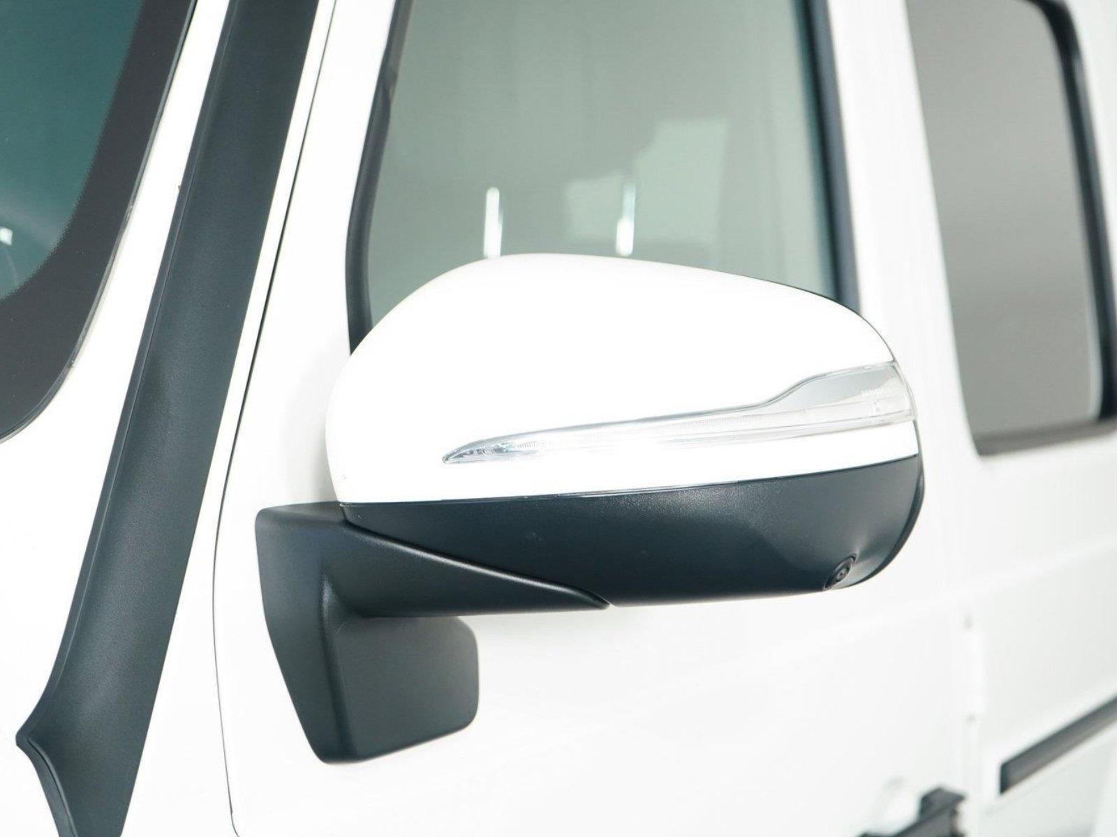 Used 2025 Mercedes-Benz G 63 AMG 4MATIC image 9