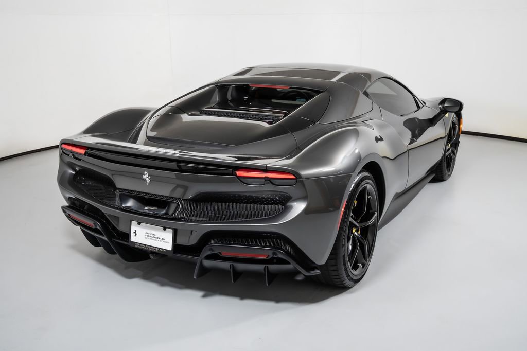 Used 2023 Ferrari 296 GTS Spider image 19