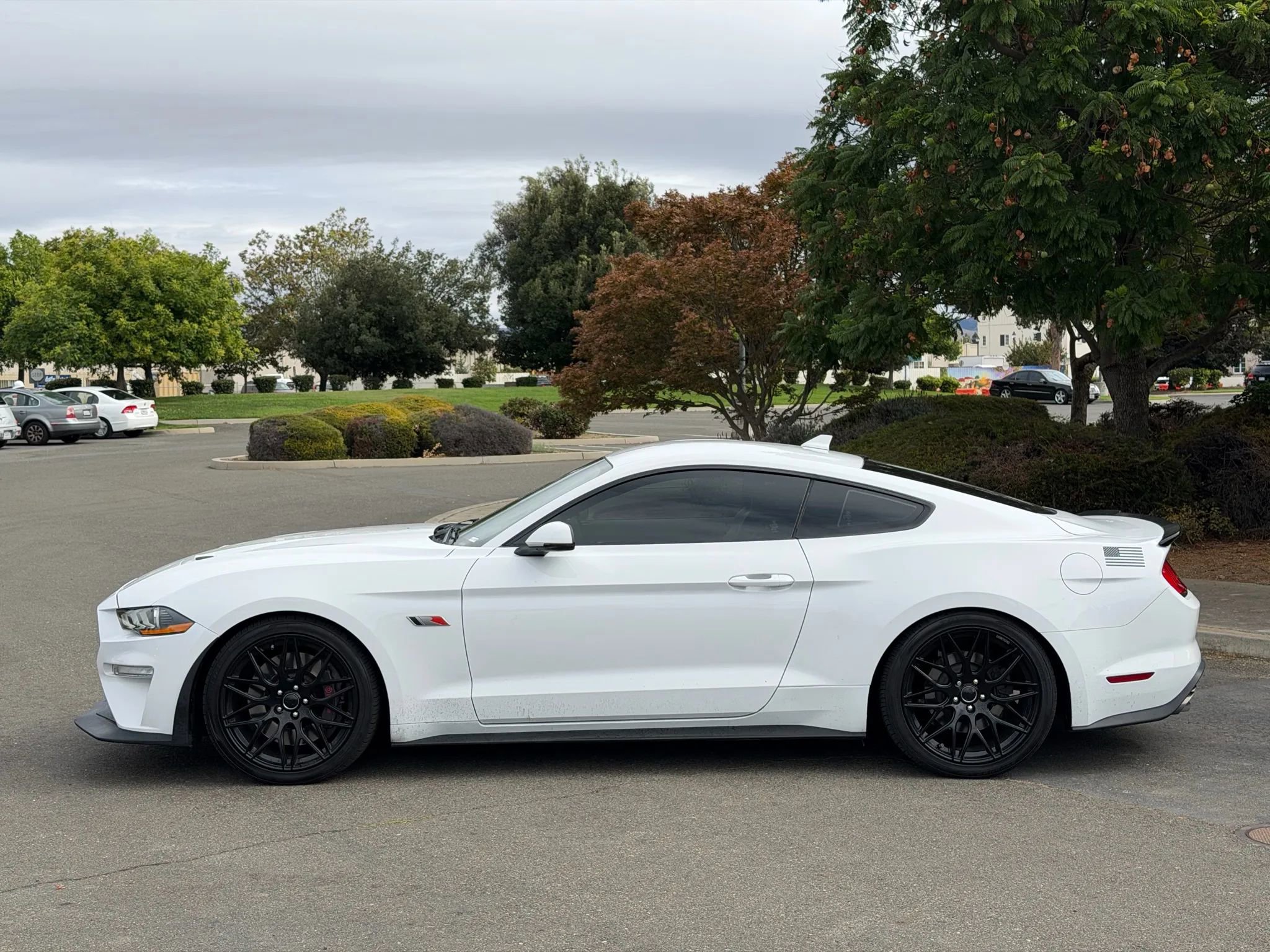 Used 2022 Ford Mustang GT Premium w/ GT Performance Package image 2