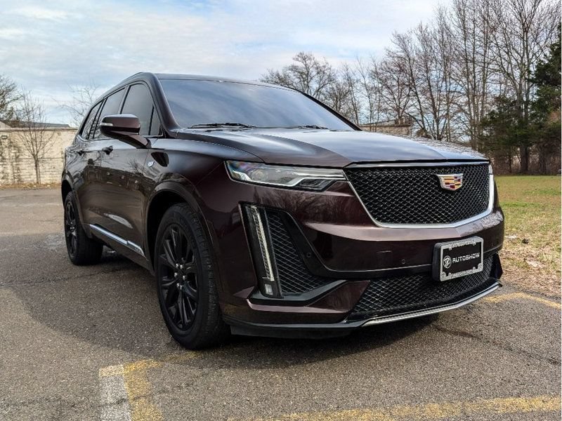 Used 2020 Cadillac XT6 Sport AWD/4WD image 2