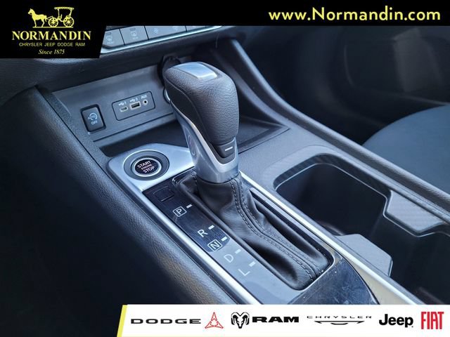 Used 2024 Nissan Sentra SV w/ All-Weather Package FWD image 12