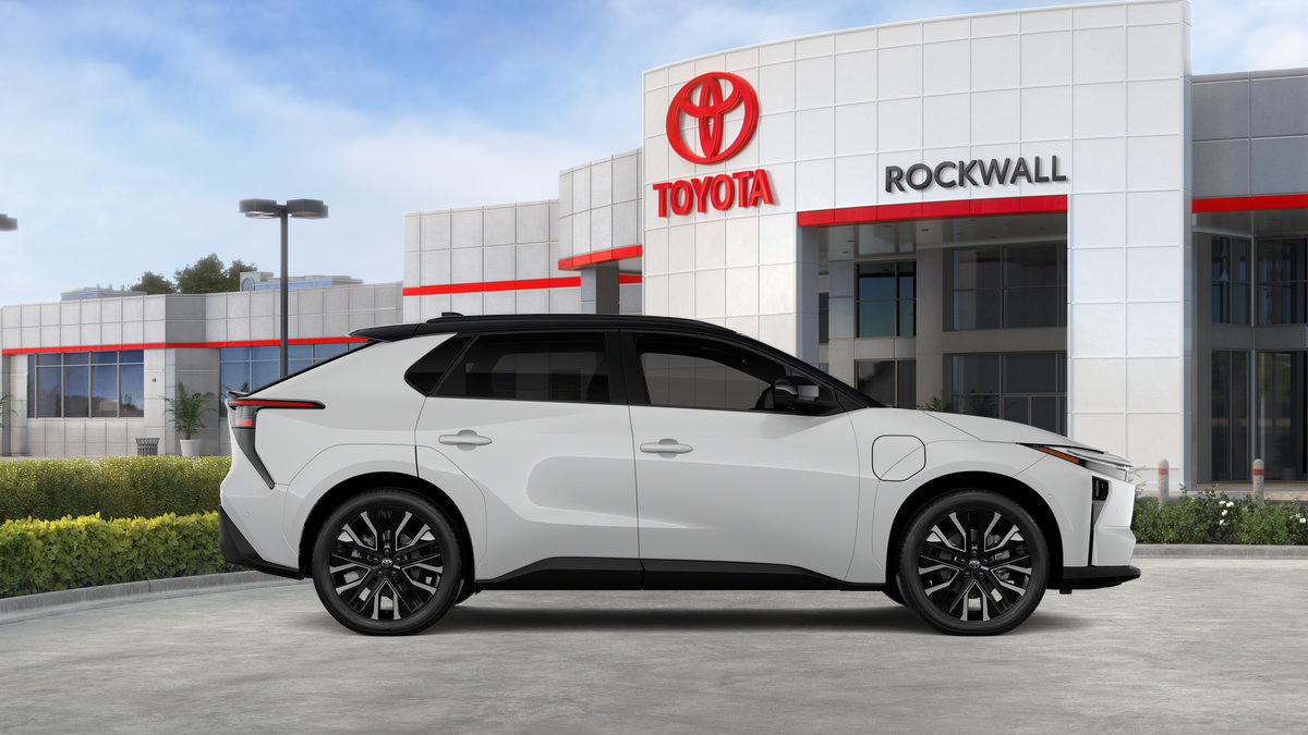 New 2026 Toyota bZ FWD image 38