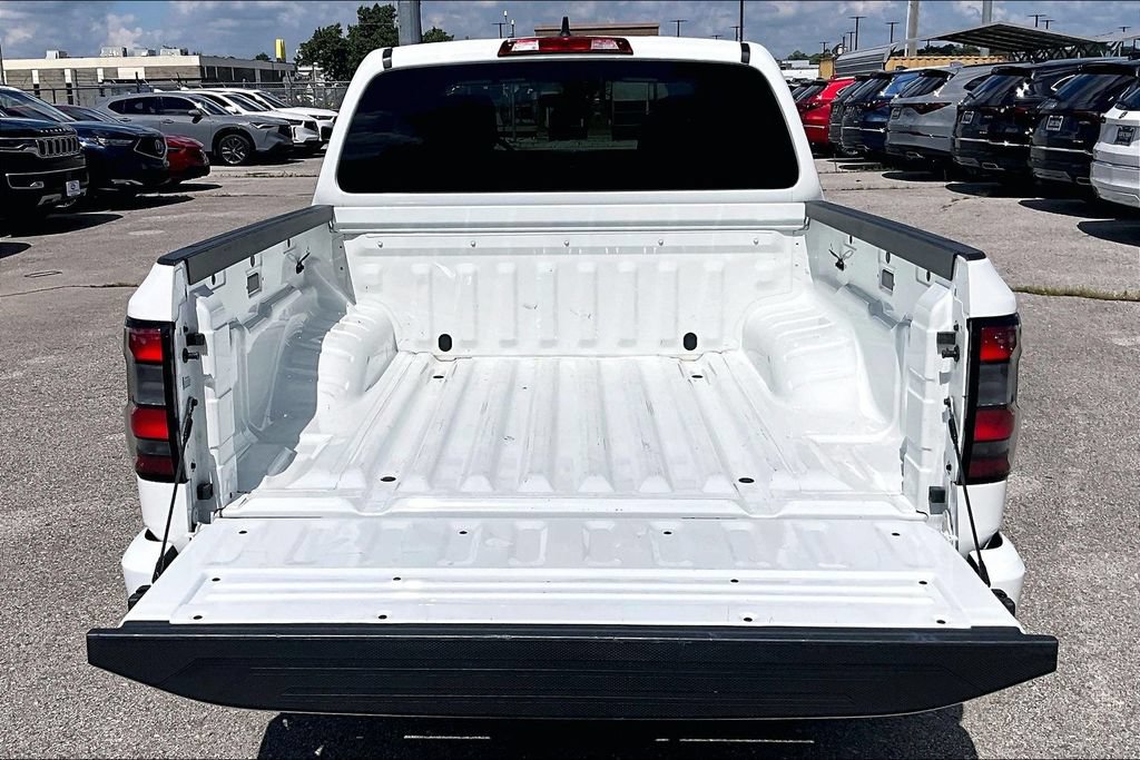 Used 2024 Nissan Frontier SV AWD/4WD image 37
