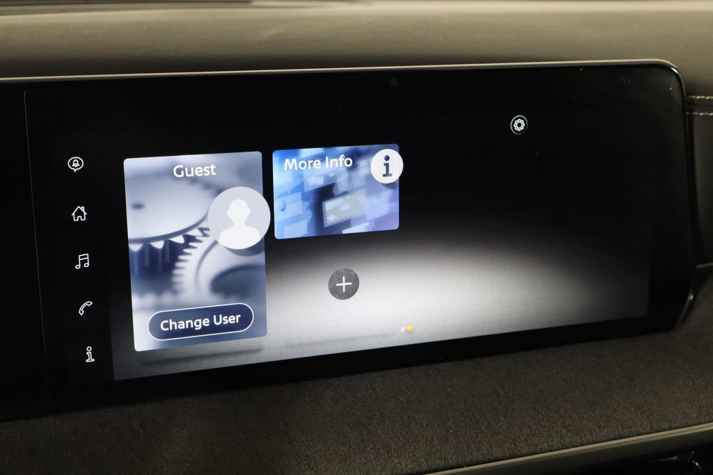 Used 2025 Nissan Kicks SV FWD image 30