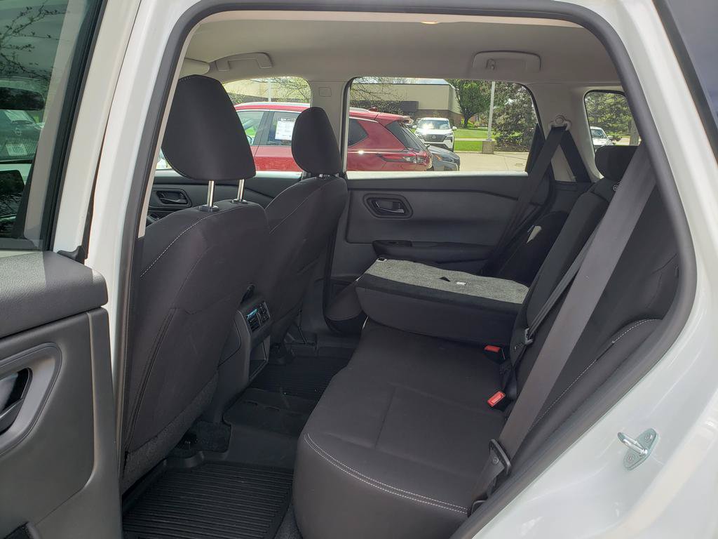Certified 2025 Nissan Rogue S AWD/4WD image 16