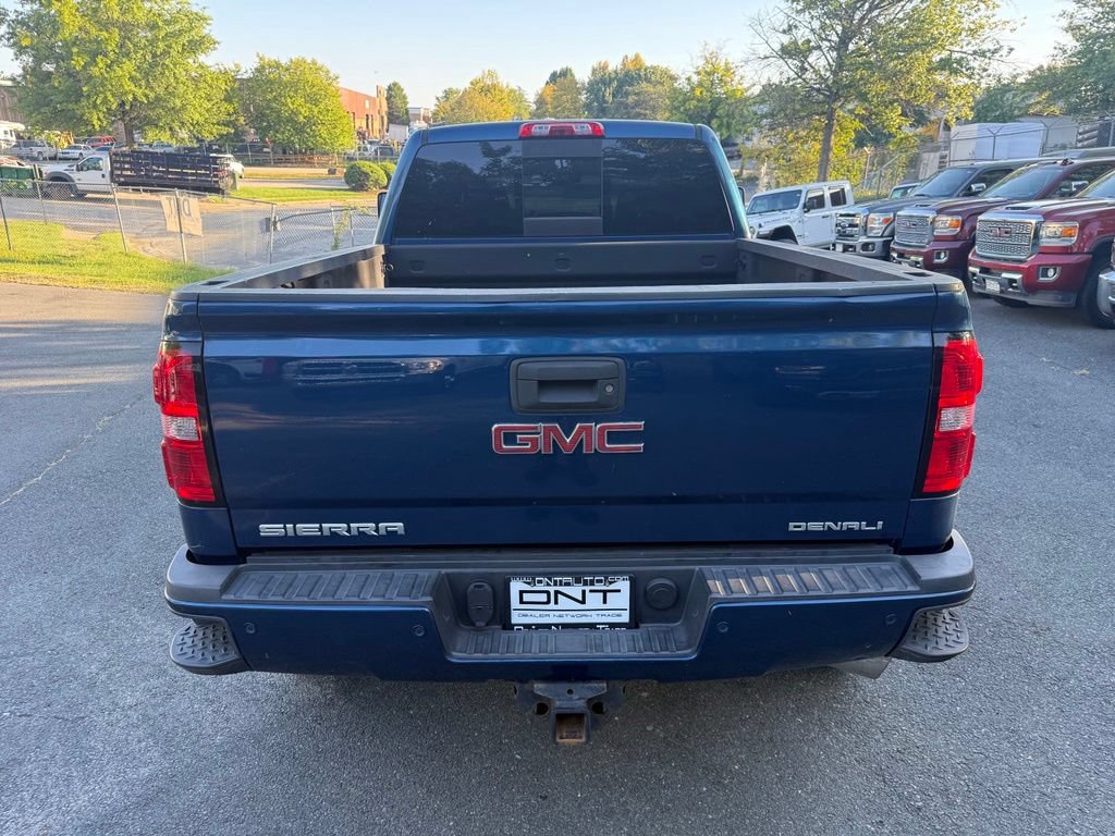 Used 2015 GMC Sierra 2500 Denali w/ Duramax Plus Package AWD/4WD image 3