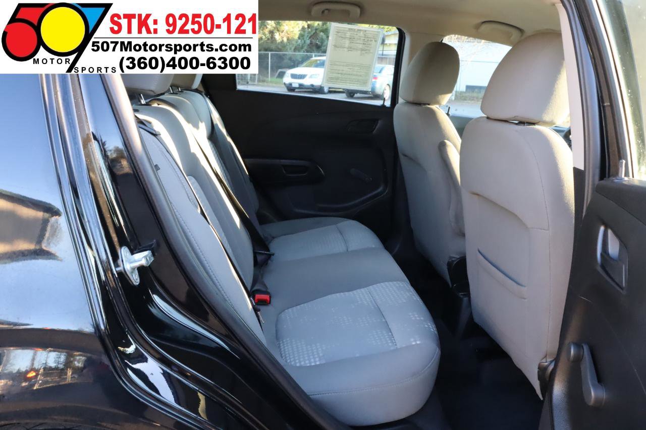 Used 2020 Chevrolet Sonic LT image 17