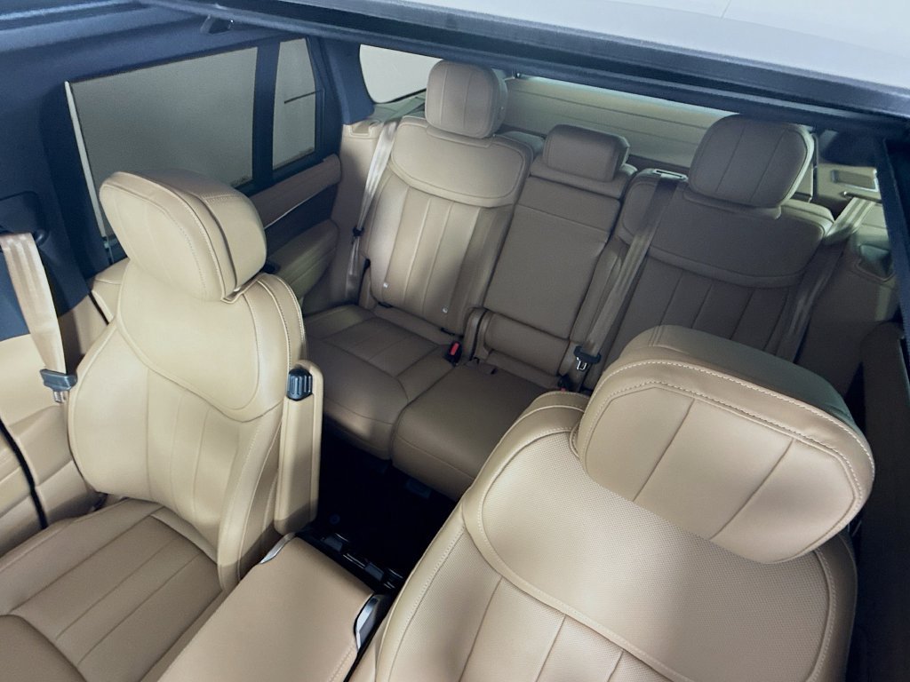 New 2026 Land Rover Range Rover SE AWD/4WD image 14