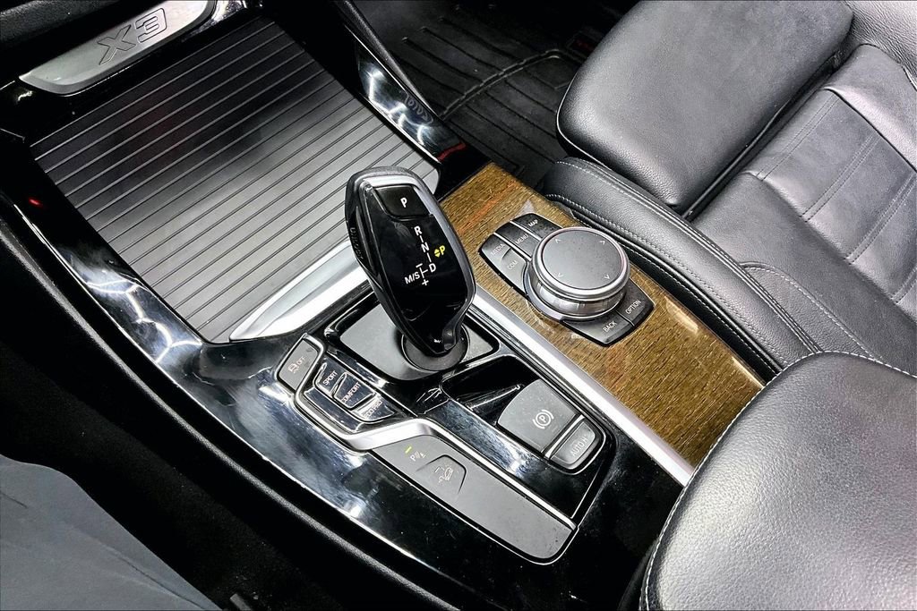 Used 2018 BMW X3 xDrive30i image 16
