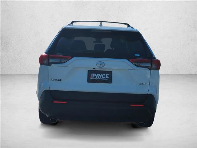 Used 2021 Toyota RAV4 XLE FWD image 7