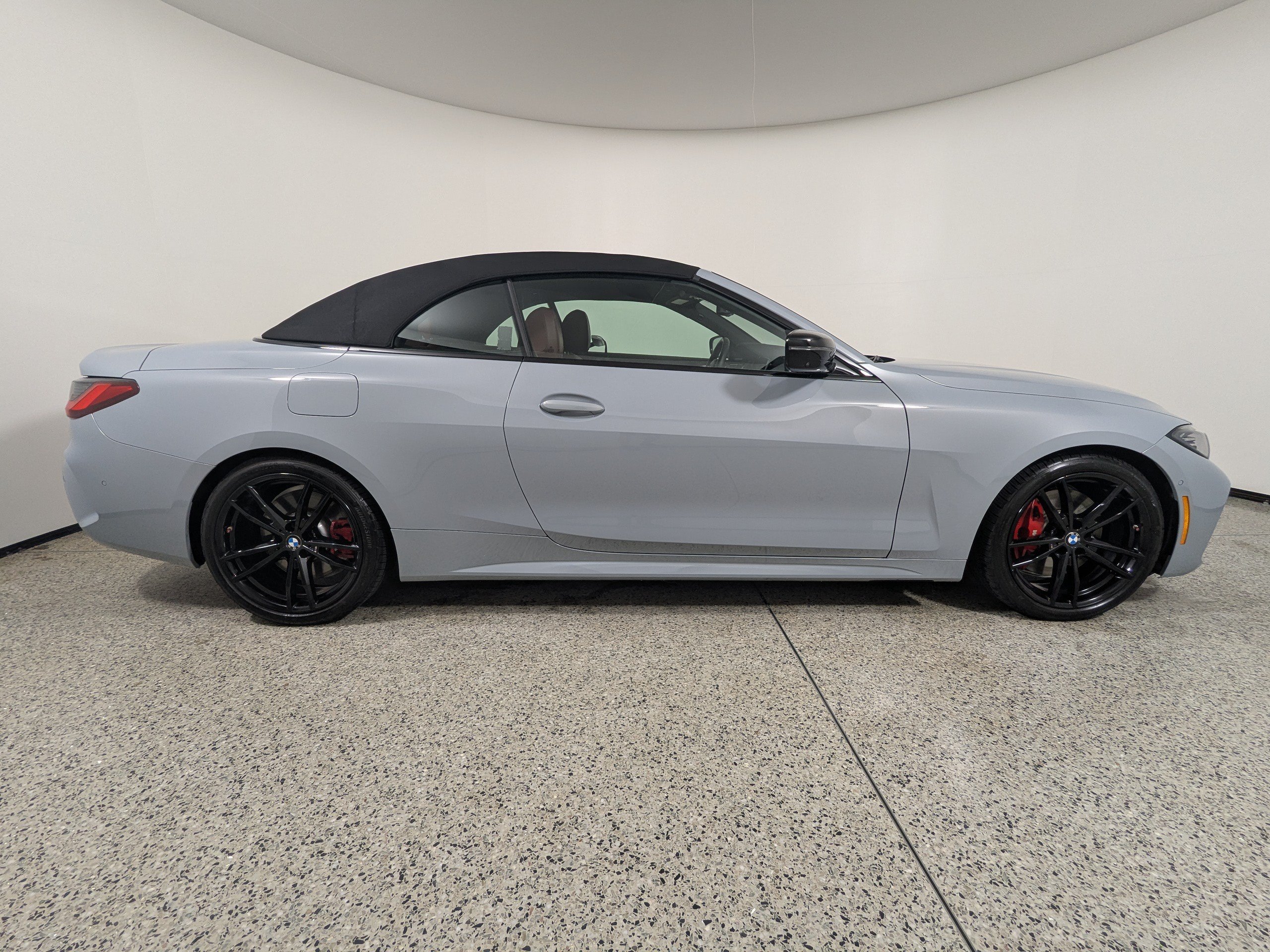 Used 2022 BMW M440i Convertible RWD image 7