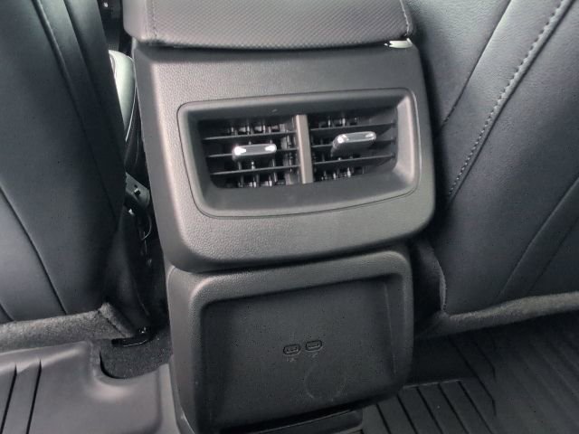 New 2026 Chevrolet Equinox EV RS FWD image 6