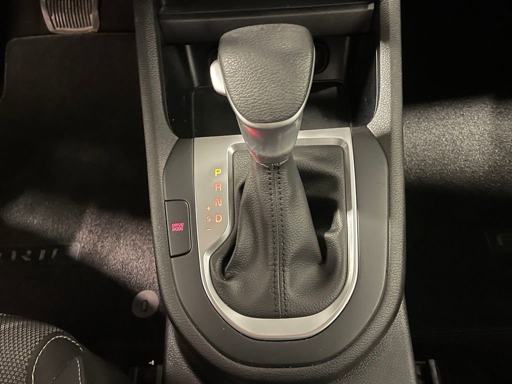 Used 2023 Kia Forte LXS image 28