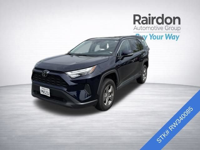 Used 2024 Toyota RAV4 XLE FWD image 3