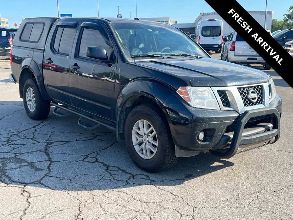 Used 2017 Nissan Frontier SV w/ SV Value Truck Package AWD/4WD image 1