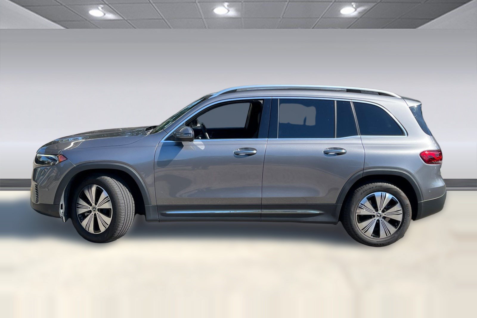 Certified 2023 Mercedes-Benz EQB 300 4MATIC image 2