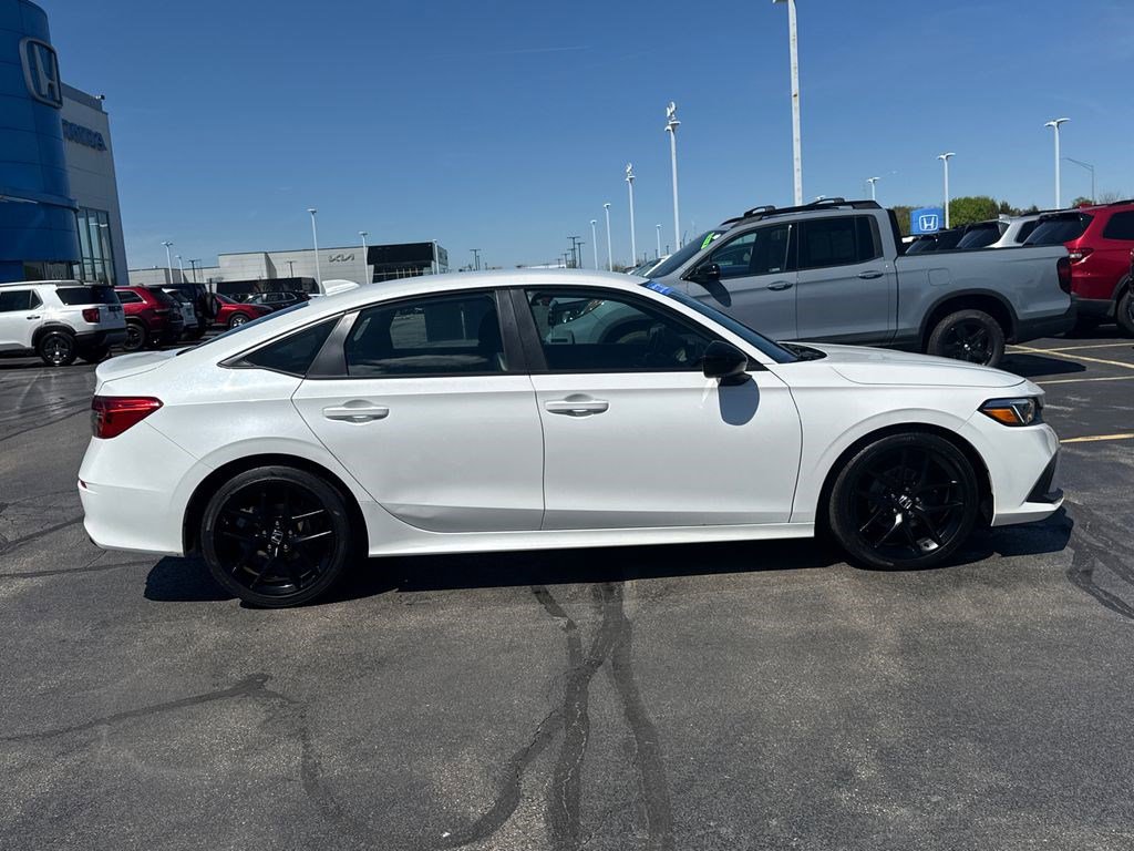 Used 2022 Honda Civic Sport image 12