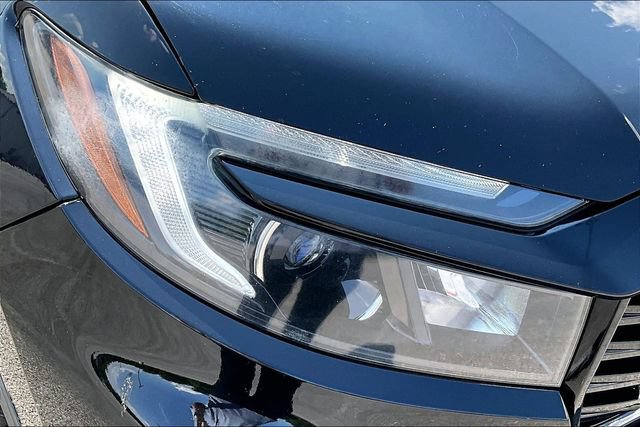 Certified 2022 Honda Ridgeline Black Edition image 27