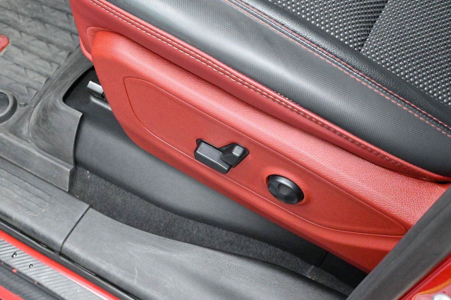 Used 2019 RAM 1500 Rebel w/ Level 1 Equipment Group AWD/4WD image 13