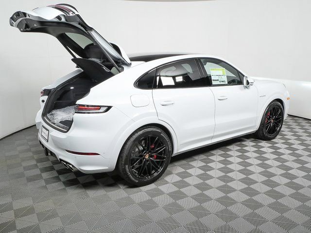 New 2026 Porsche Cayenne S image 29