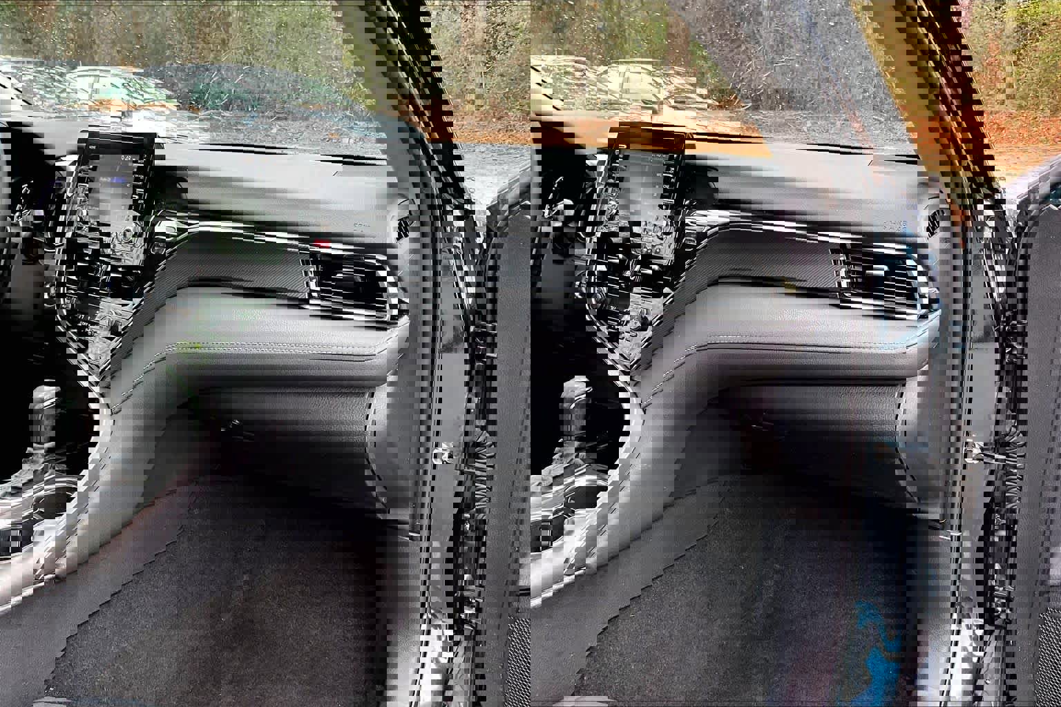 Certified 2021 Toyota Camry SE w/ Convenience Package image 36