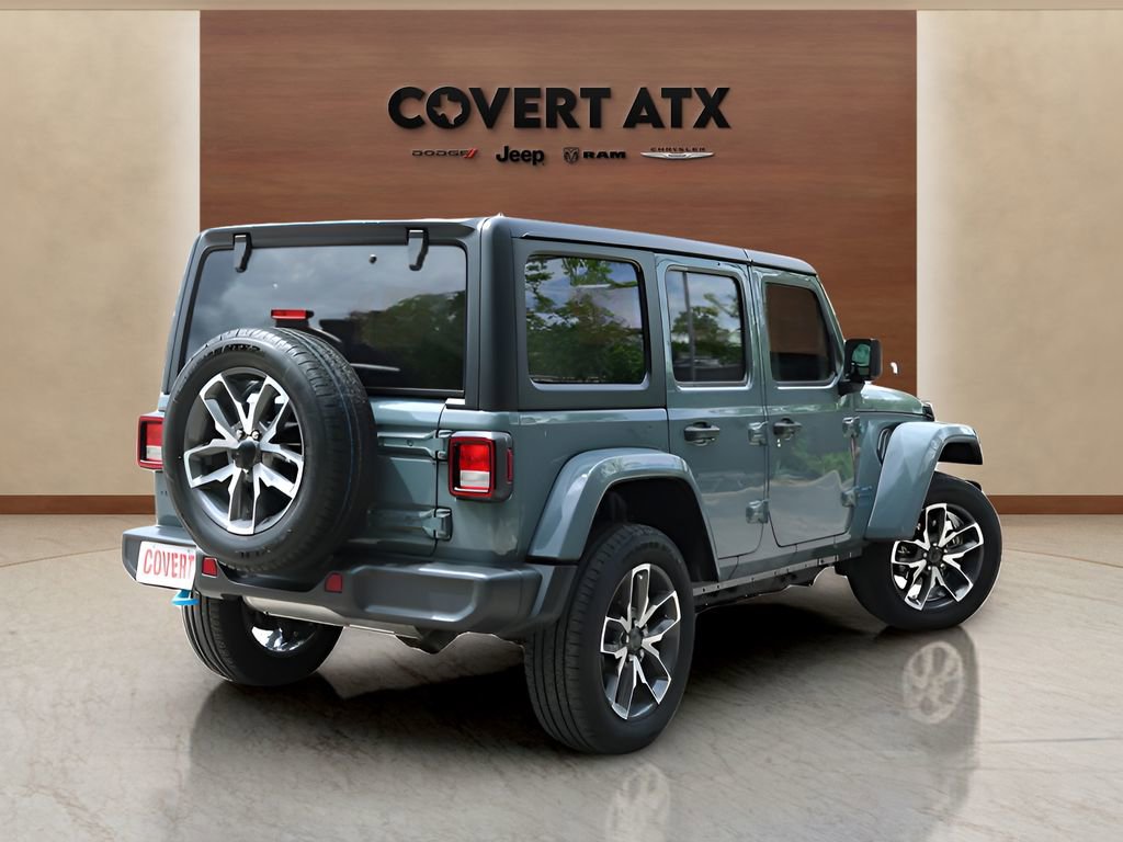 Used 2024 Jeep Wrangler Unlimited w/ Convenience Group AWD/4WD image 5