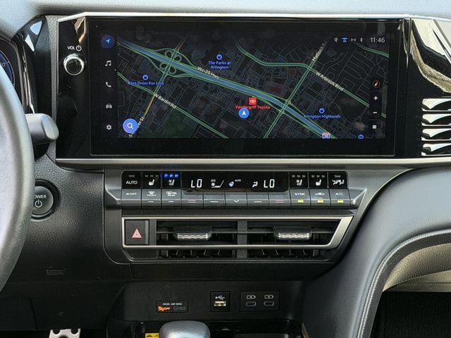 Used 2025 Toyota Camry XSE w/ Premium Package image 17